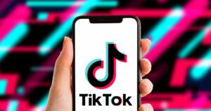 Jak TikTok doporučuje videa #ForYou